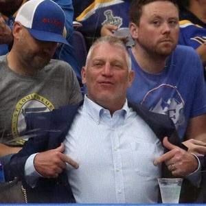 Meet your Posher, Ray